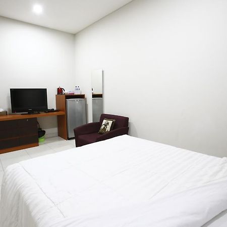 Reddoorz @ Menteng 자카르타 외부 사진